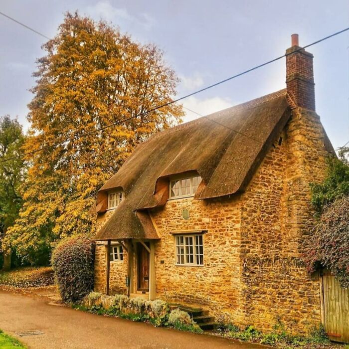 58 Cozy Countryside Homes That Look Like They Belong In A Storybook