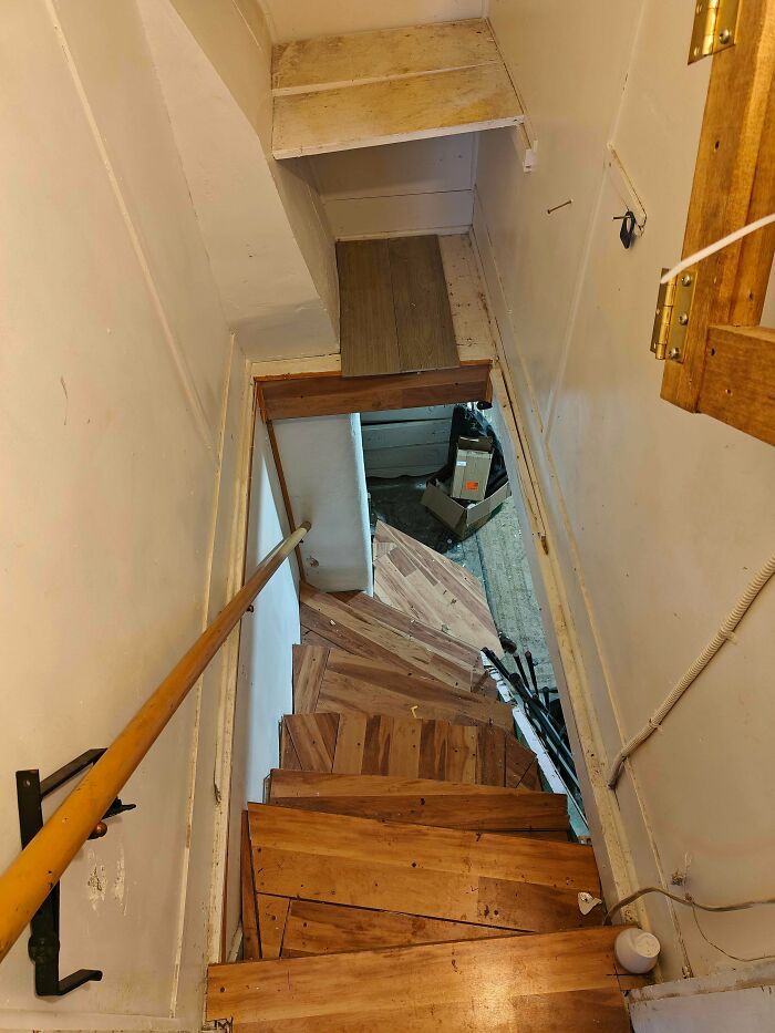 “Airbnb Insanity”: 130 Stairs You Simply Can’t Take Without Insurance