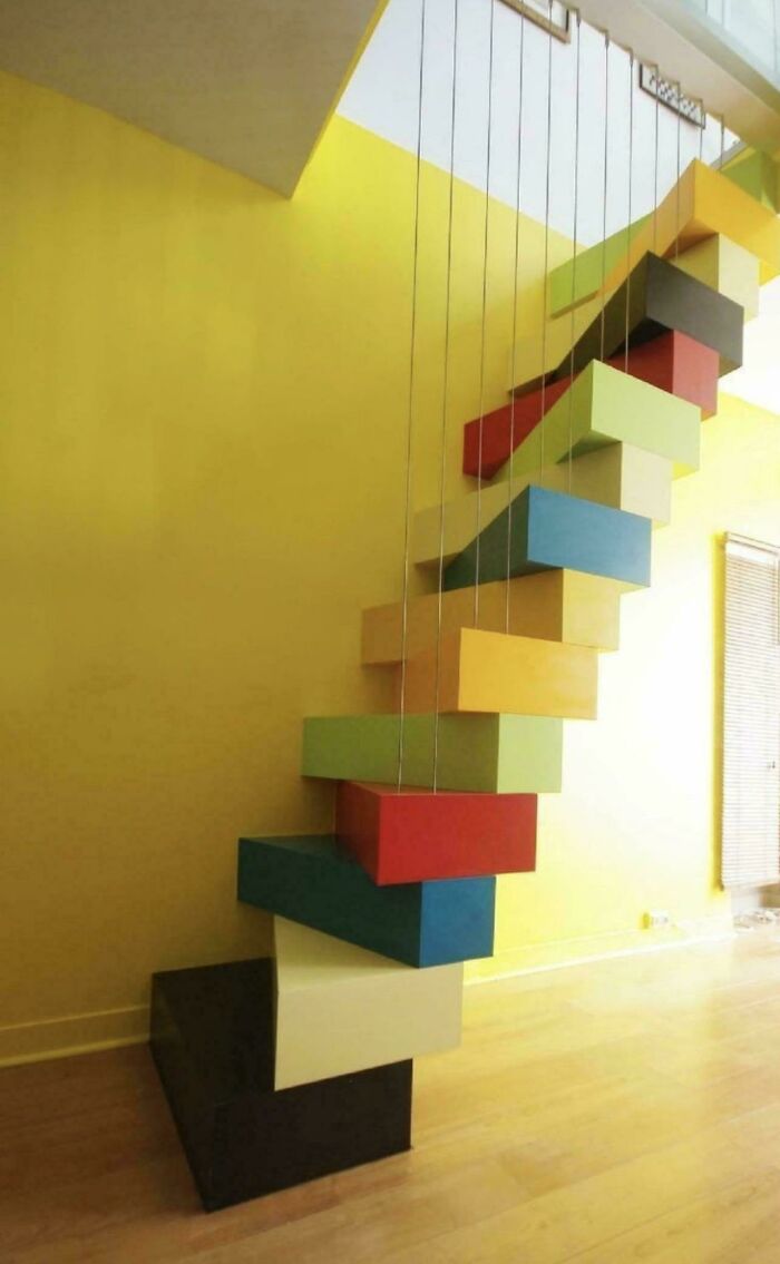 “Airbnb Insanity”: 130 Stairs You Simply Can’t Take Without Insurance