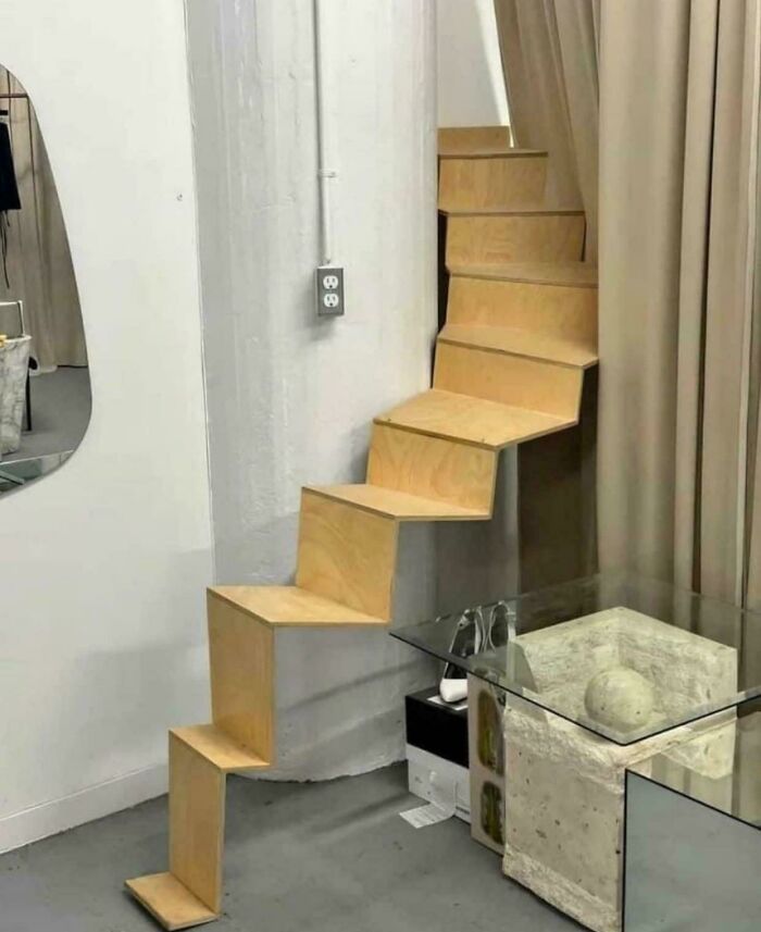 “Airbnb Insanity”: 130 Stairs You Simply Can’t Take Without Insurance