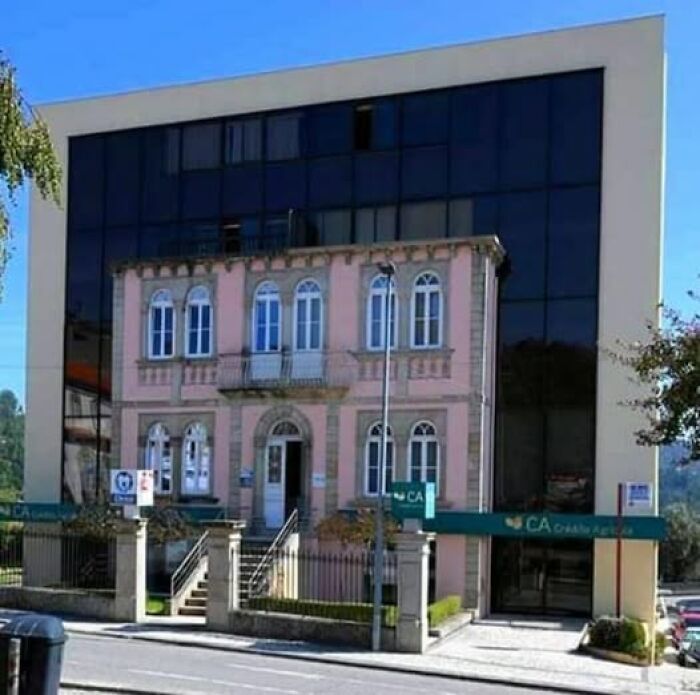 87 Ugly, Unesthetic And Depressing Buildings That Give Modern Architecture A Bad Name