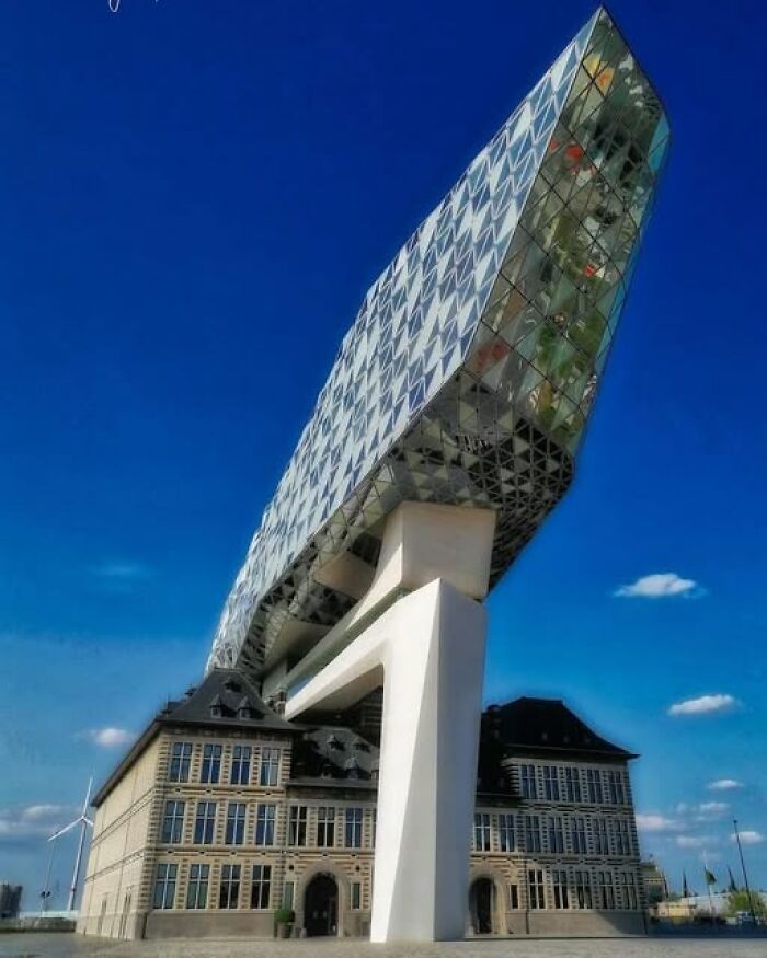 87 Ugly, Unesthetic And Depressing Buildings That Give Modern Architecture A Bad Name