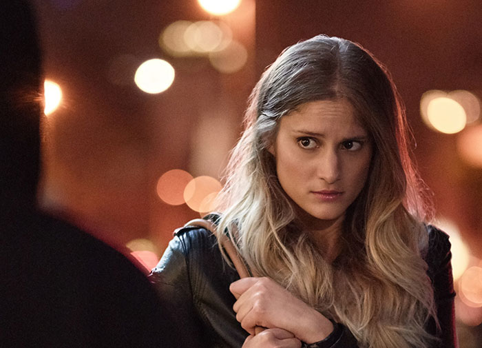 Lady’s Controlling Detective Partner Always Treats Her Like A “Suspect,” She Wonders What To Do