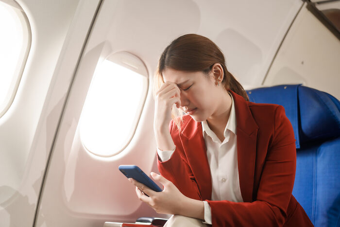 43 Flight Attendants And Pilots Share The Most Obnoxious And Infuriating Things Passengers Have Ever Done