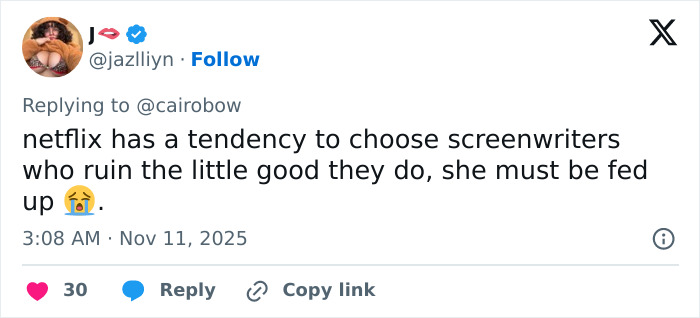 “The Silence In Her Eyes”: Concern Over Jenna Ortega’s Behavior At ‘Wednesday’ Cast Event “The Silence In Her Eyes”: Concern Over Jenna Ortega’s Behavior At ‘Wednesday’ Cast Event