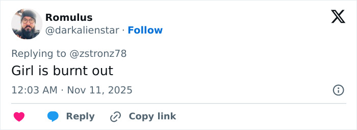 “The Silence In Her Eyes”: Concern Over Jenna Ortega’s Behavior At ‘Wednesday’ Cast Event “The Silence In Her Eyes”: Concern Over Jenna Ortega’s Behavior At ‘Wednesday’ Cast Event