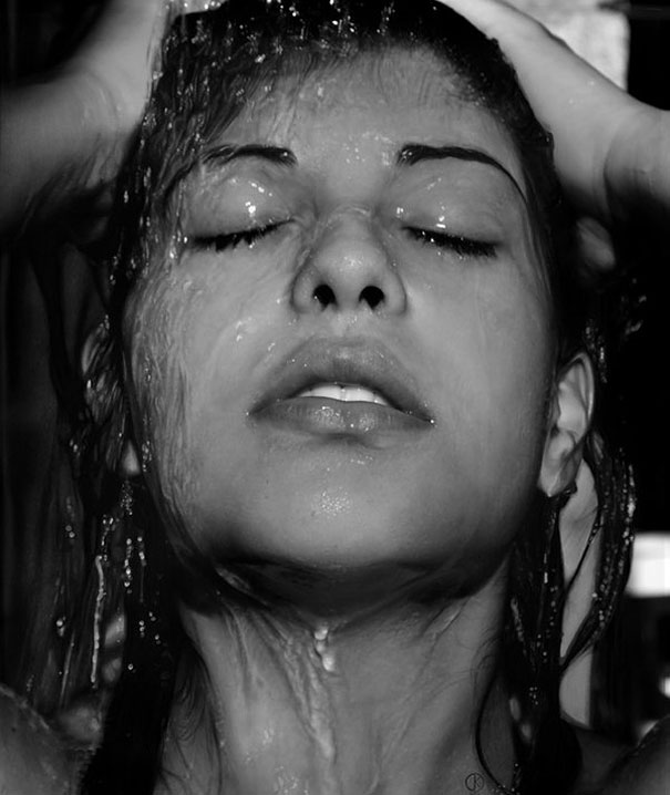 40 Hyper-Realistic Artworks That Are Hard To Believe Aren’t Photos 40 Hyper-Realistic Artworks That Are Hard To Believe Aren’t Photos