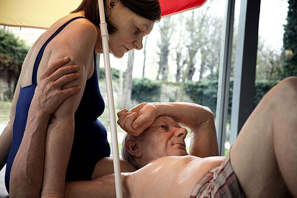 40 Hyper-Realistic Artworks That Are Hard To Believe Aren’t Photos 40 Hyper-Realistic Artworks That Are Hard To Believe Aren’t Photos