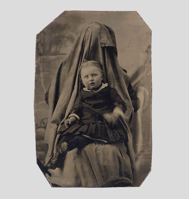 Hidden Mothers: Spooky Photographs of Victorian Babies Held by Their Mothers