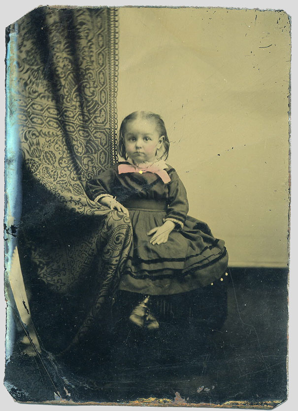 Hidden Mothers: Spooky Photographs of Victorian Babies Held by Their Mothers