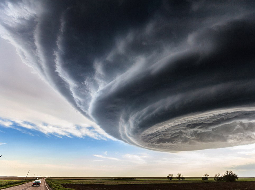 Breathtaking Supercell Storm Photos Captured in US by Storm Chaser Breathtaking Supercell Storm Photos Captured in US by Storm Chaser