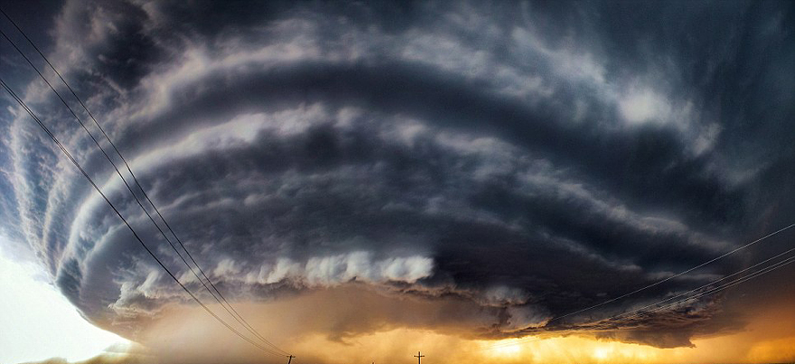 Breathtaking Supercell Storm Photos Captured in US by Storm Chaser Breathtaking Supercell Storm Photos Captured in US by Storm Chaser