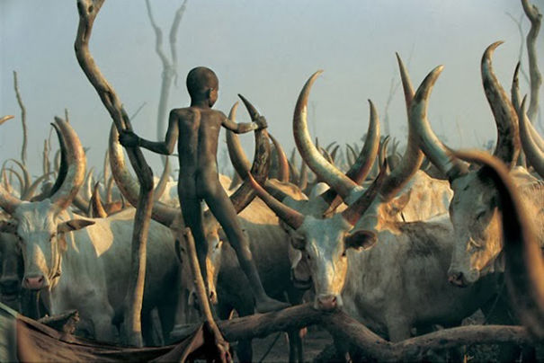 Extraordinary Photos: The Essence Of The Dinka Tribe In Sudan Extraordinary Photos: The Essence Of The Dinka Tribe In Sudan