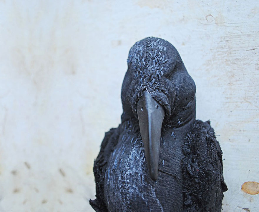 Self-Taught Artist Creates Fairytale Flora And Fauna From Vintage Fabrics Self-Taught Artist Creates Fairytale Flora And Fauna From Vintage Fabrics