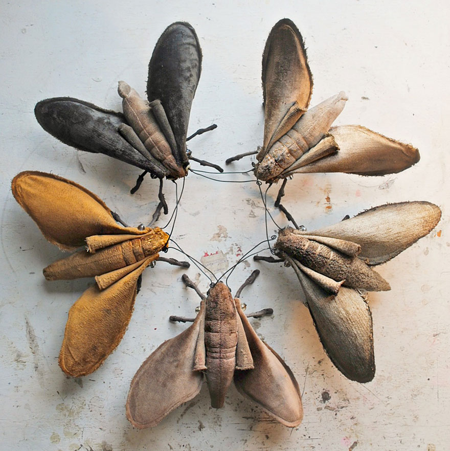 Self-Taught Artist Creates Fairytale Flora And Fauna From Vintage Fabrics Self-Taught Artist Creates Fairytale Flora And Fauna From Vintage Fabrics