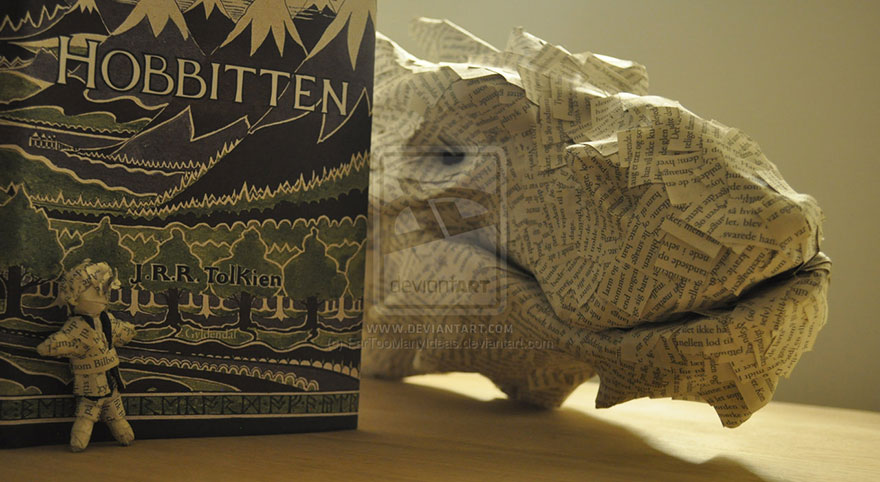 Artist Summons ‘Smaug the Dragon’ From Pages of ‘The Hobbit’ Artist Summons ‘Smaug the Dragon’ From Pages of ‘The Hobbit’