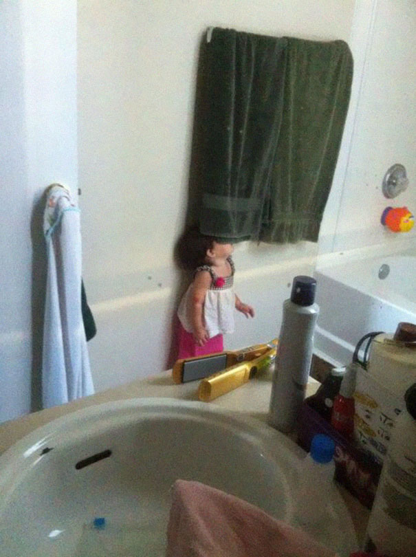 20 Kids Who Are Totally Winning at the Game Of Hide And Seek