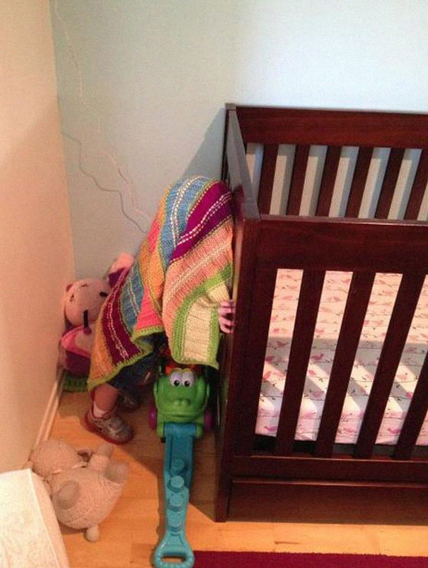 20 Kids Who Are Totally Winning at the Game Of Hide And Seek