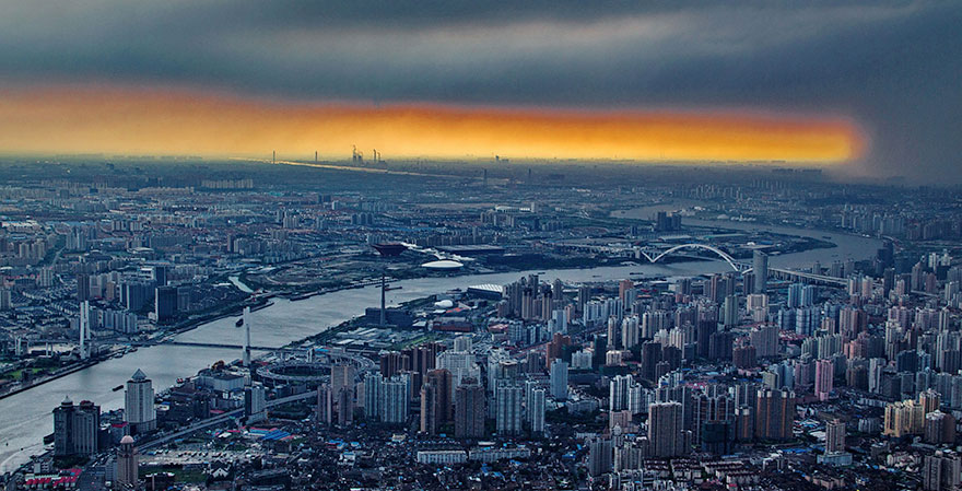 Crane Operator Takes Breathtaking Photos of Shanghai From 2,000 Feet High