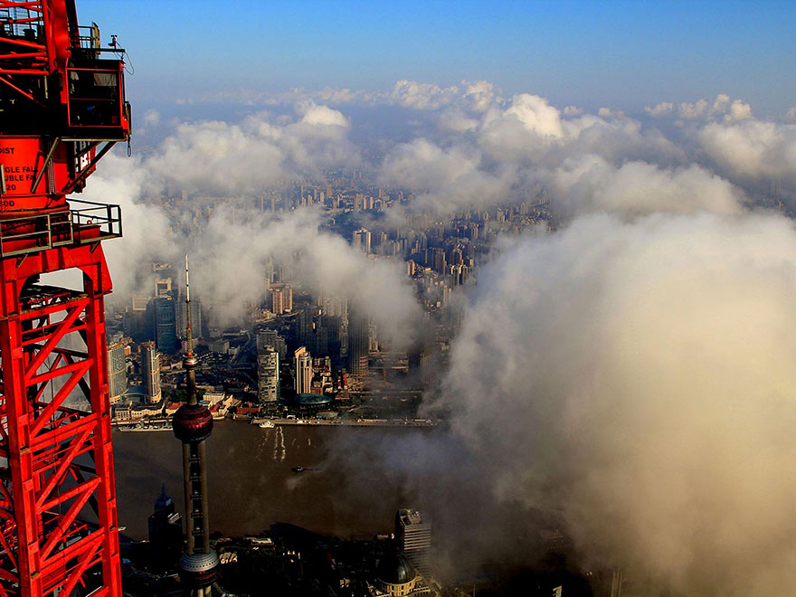 Crane Operator Takes Breathtaking Photos of Shanghai From 2,000 Feet High