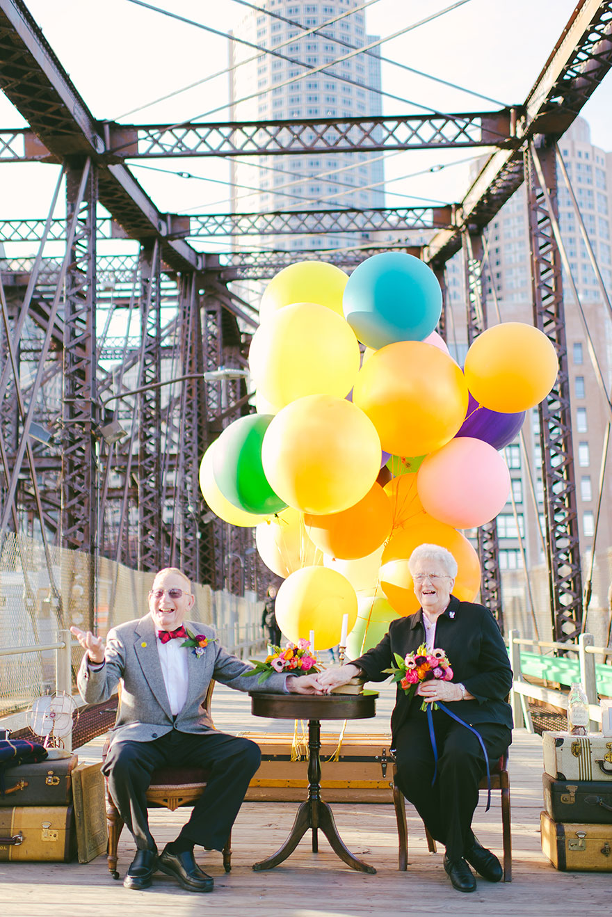 Couple Celebrates Their 61st Anniversary With “Up” Inspired Photoshoot Couple Celebrates Their 61st Anniversary With “Up” Inspired Photoshoot