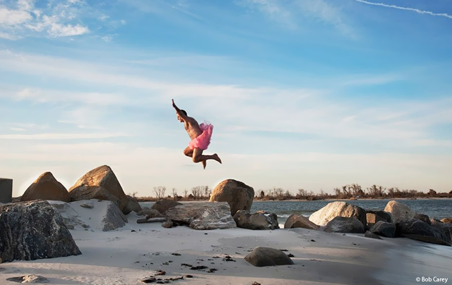 Man Puts On A Pink Tutu And Travels The World To Bring A Smile To His Wife Fighting Breast Cancer
