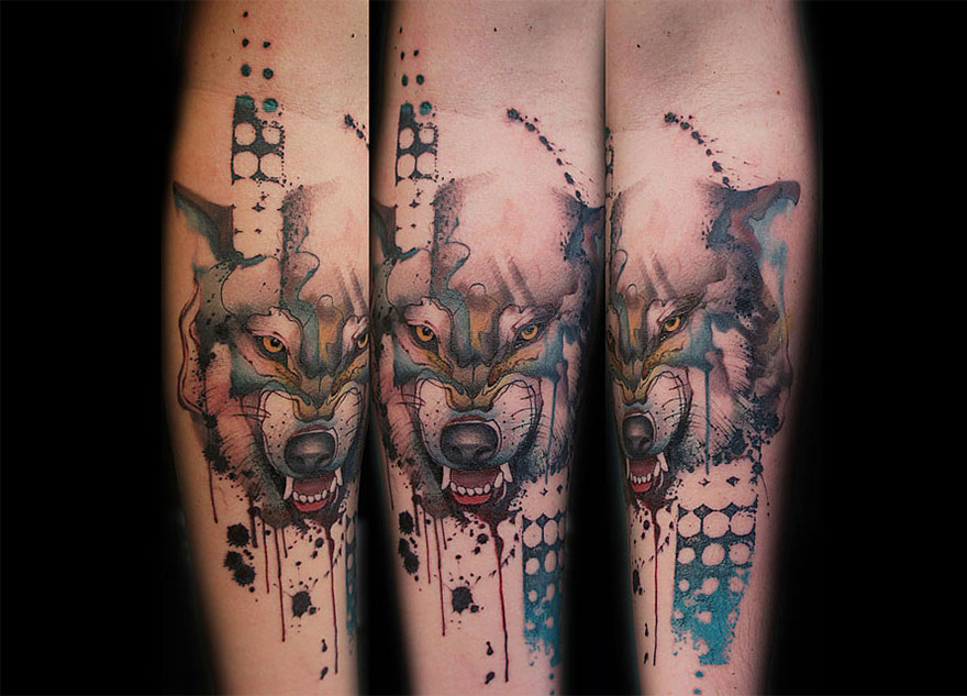 Tattoo Artist Creates Impressive Freehand Tattoos On The Spot Without Any Sketches Tattoo Artist Creates Impressive Freehand Tattoos On The Spot Without Any Sketches