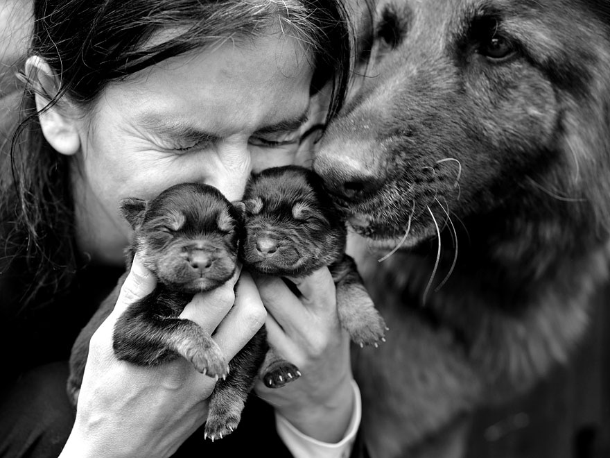 Father Takes Heartwarming Photos Of His Children And Their Animals In Rustic Village In Poland