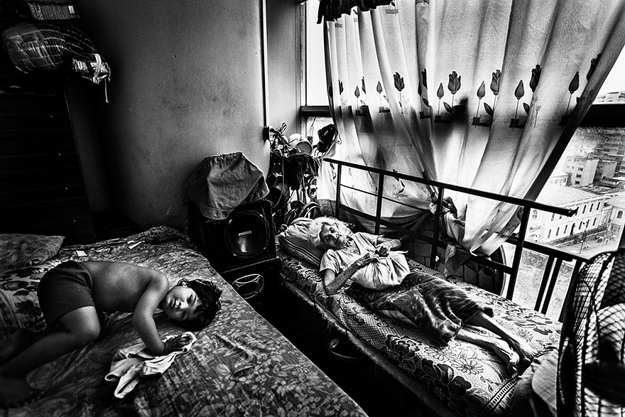 Abandoned Office Tower In Caracas Has Become The World’s Tallest Slum Abandoned Office Tower In Caracas Has Become The World’s Tallest Slum