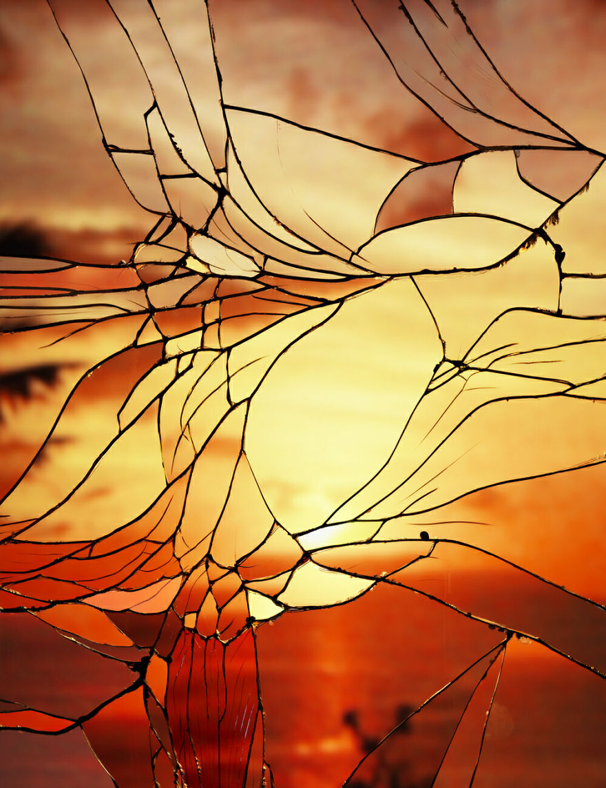 Artist Captures Stunning Sunsets In Reflections From A Broken Mirror