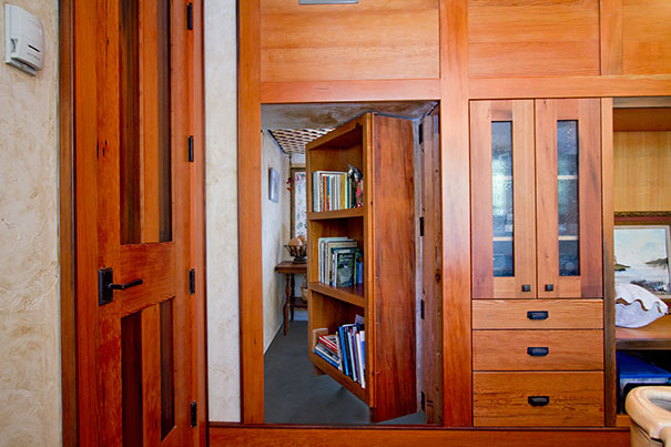 20 Secret Rooms You&#8217;ll Wish You Had In Your Own Home