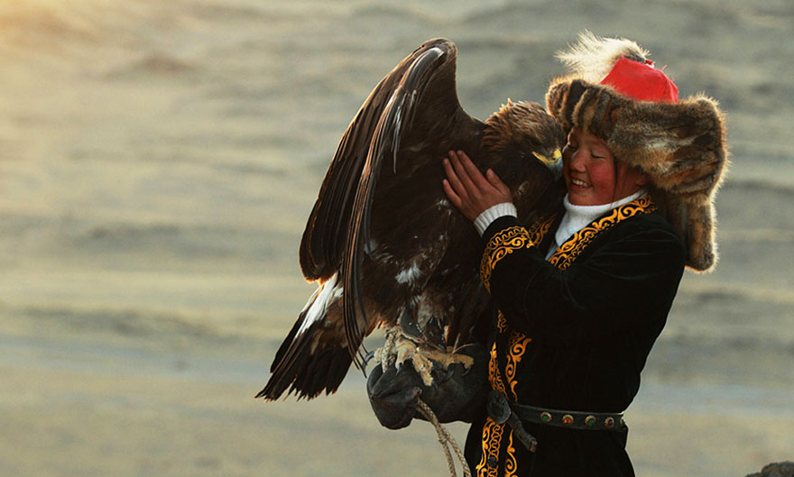13-Year-Old Kazakh Girl Trained To Become Eagle Hunter 13-Year-Old Kazakh Girl Trained To Become Eagle Hunter