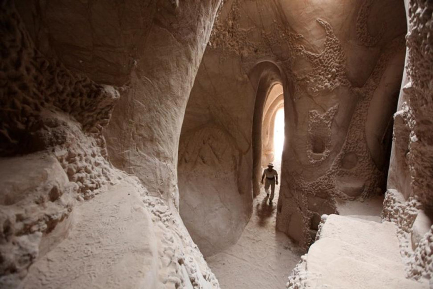 This Artist Spent 10 Years Carving A Giant Cave &#8211; Alone With His Dog