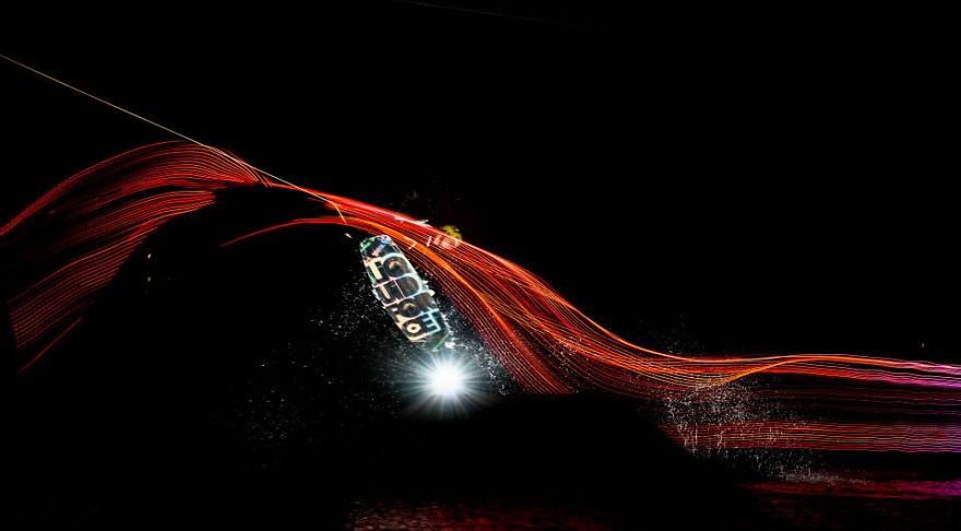 Luminescencia Project: We Installed LED Lights On Wakeboards Luminescencia Project: We Installed LED Lights On Wakeboards