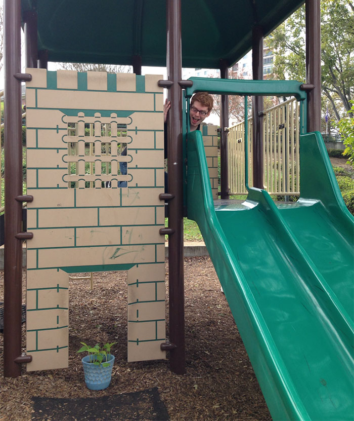 A Coworker Asked This Guy To Watch Her Plant For 4 Days. Here&#8217;s What He Did