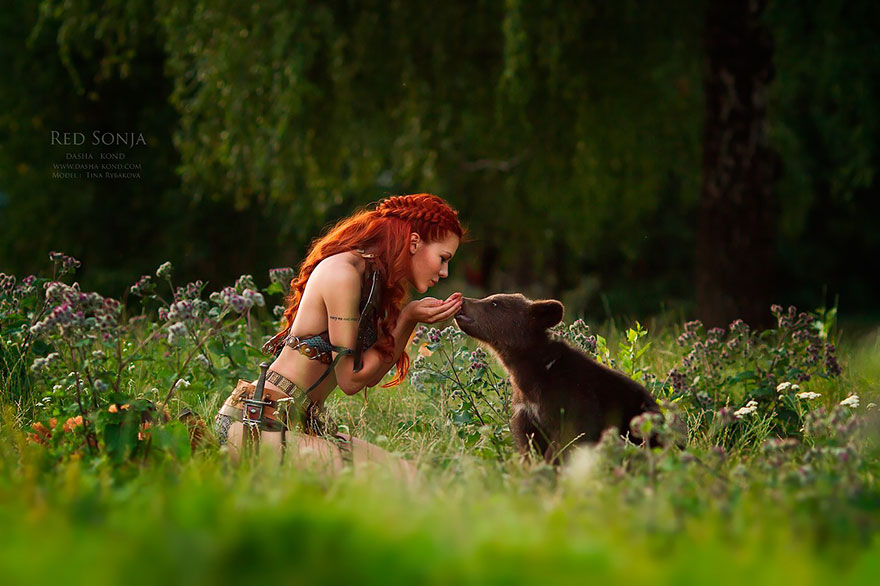 Russian Photographer Captures Fairy-Tale Scenes With REAL Animals
