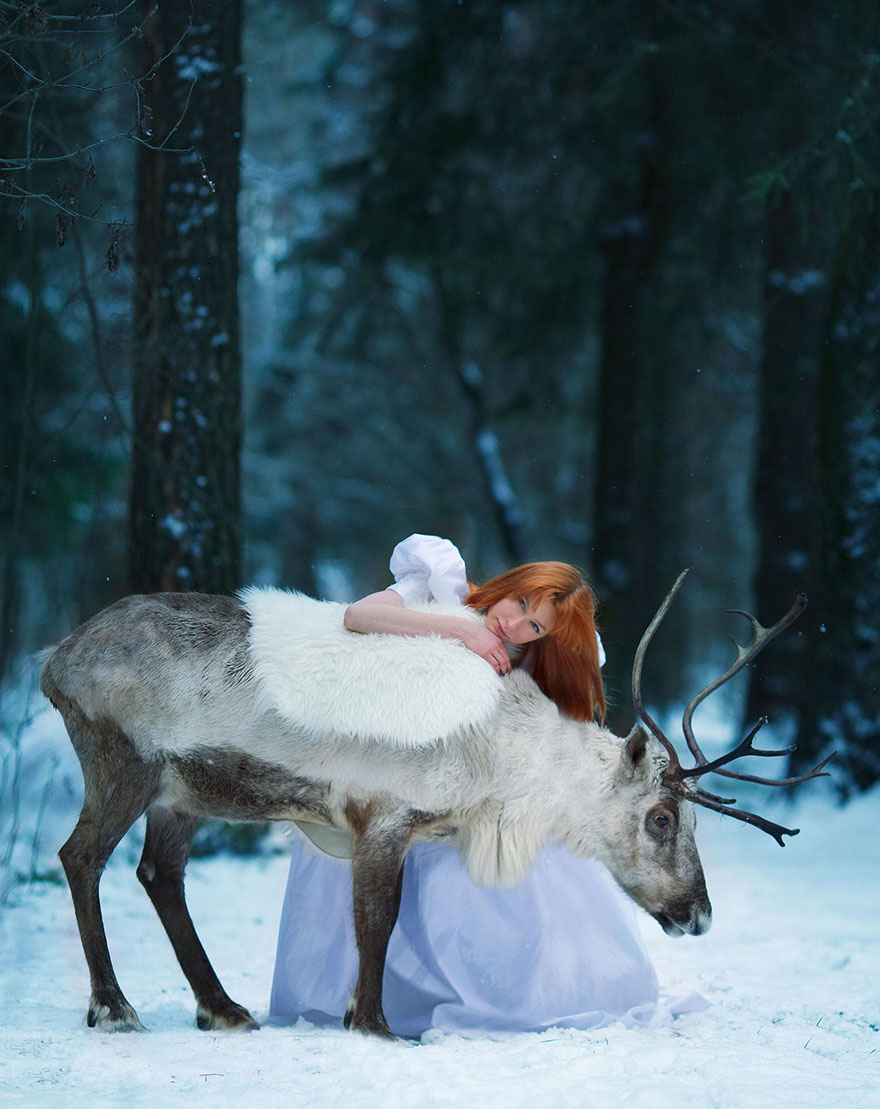 Russian Photographer Captures Fairy-Tale Scenes With REAL Animals
