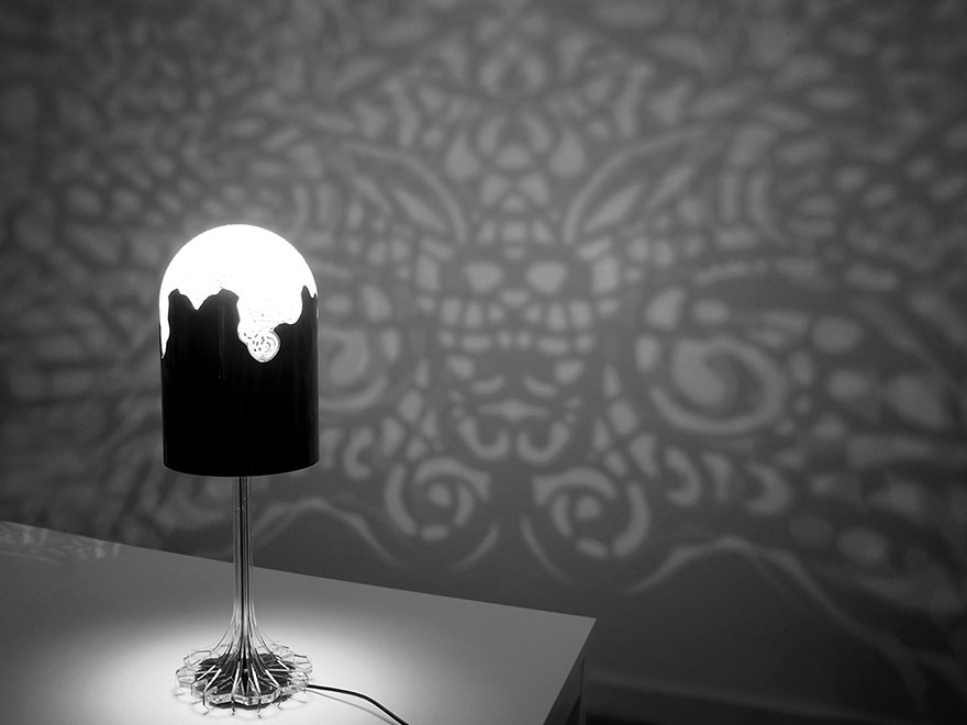 This 3D-Printed Lamp Will Cover Your Room In Elegant Lace Patterns This 3D-Printed Lamp Will Cover Your Room In Elegant Lace Patterns