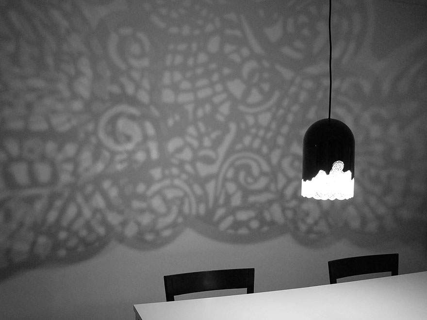 This 3D-Printed Lamp Will Cover Your Room In Elegant Lace Patterns This 3D-Printed Lamp Will Cover Your Room In Elegant Lace Patterns
