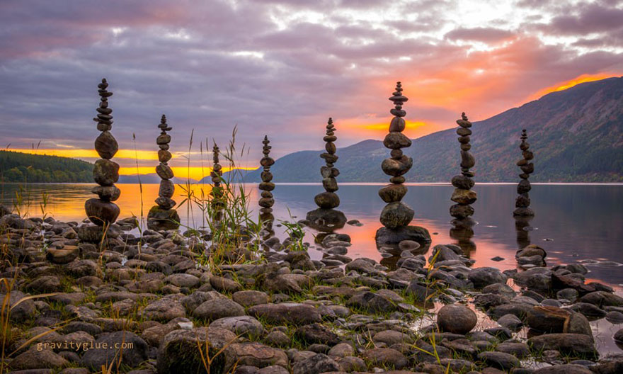 Artist Creates Impossible Towers Of Balanced Rocks To Meditate Artist Creates Impossible Towers Of Balanced Rocks To Meditate
