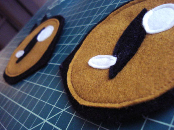 Awesome Zipper-Mouth Cat Sweater That You Can Actually Make