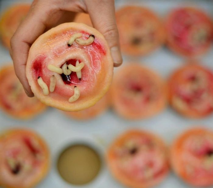 77 Halloween Snacks That Look So Wrong But Taste So Right