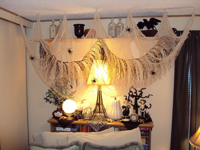 Easy DIY Halloween Home Decorations Easy DIY Halloween Home Decorations