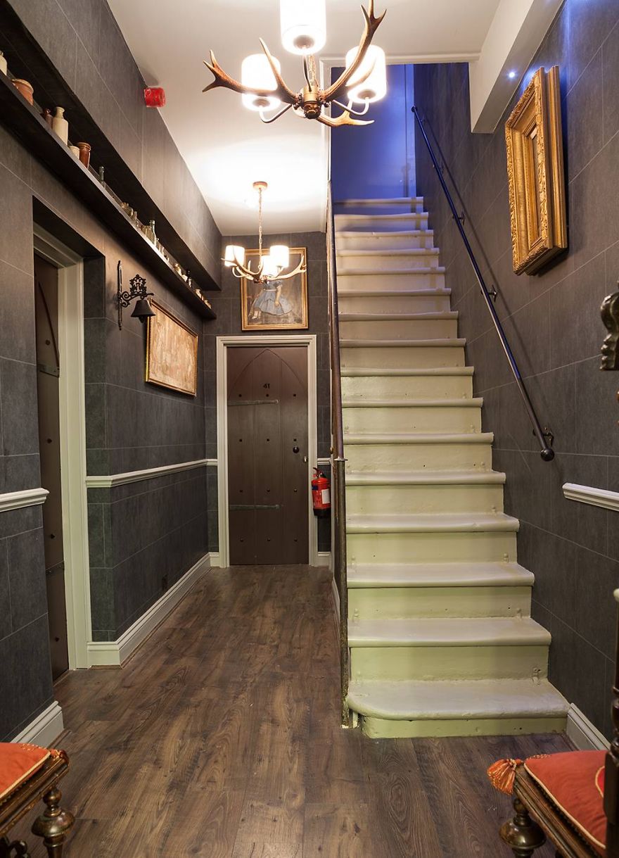 Harry Potter Fans Can Now Stay In Hogwarts-Themed Hotel Rooms Harry Potter Fans Can Now Stay In Hogwarts-Themed Hotel Rooms