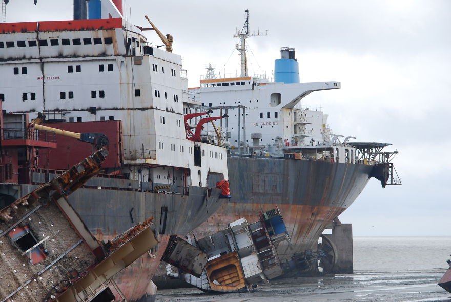 Share Your Pictures Of Stranded Ships Share Your Pictures Of Stranded Ships