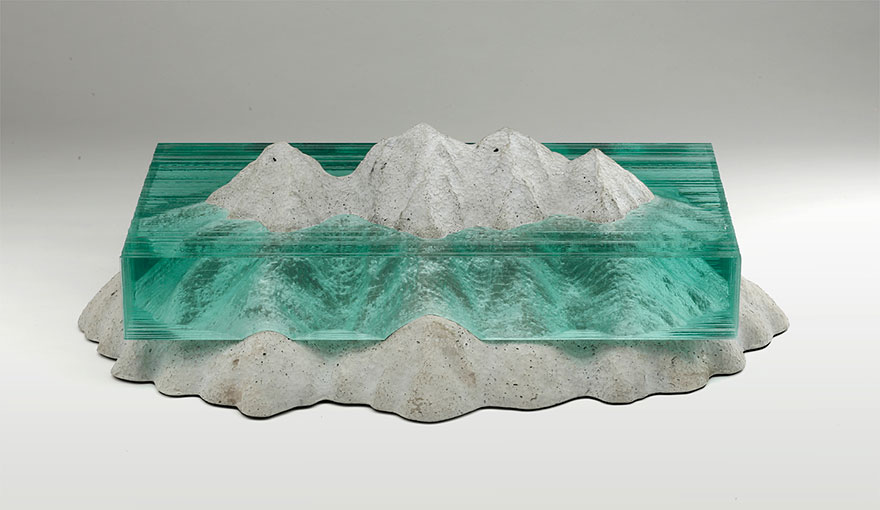 The Beauty Of The Sea In New Layered Glass Sculptures By Ben Young The Beauty Of The Sea In New Layered Glass Sculptures By Ben Young
