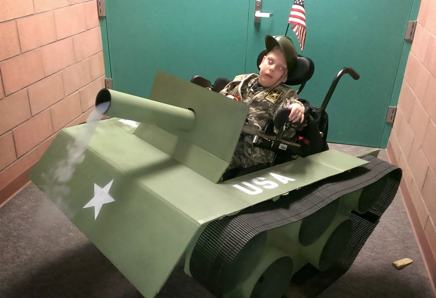 Step-Father Turns His 6-Year-Old Son With A Wheelchair Into A Tank For Halloween Step-Father Turns His 6-Year-Old Son With A Wheelchair Into A Tank For Halloween