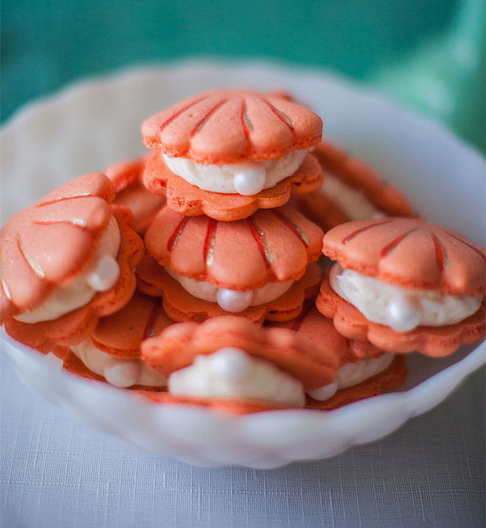 Little Mermaid-Themed Wedding For Your Inner Disney Geek Little Mermaid-Themed Wedding For Your Inner Disney Geek