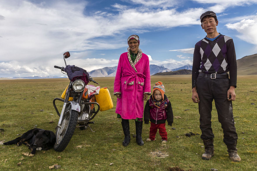 Going For A Travel? Take Your Dog With You.You Won’t Regret It! Going For A Travel? Take Your Dog With You.You Won’t Regret It!