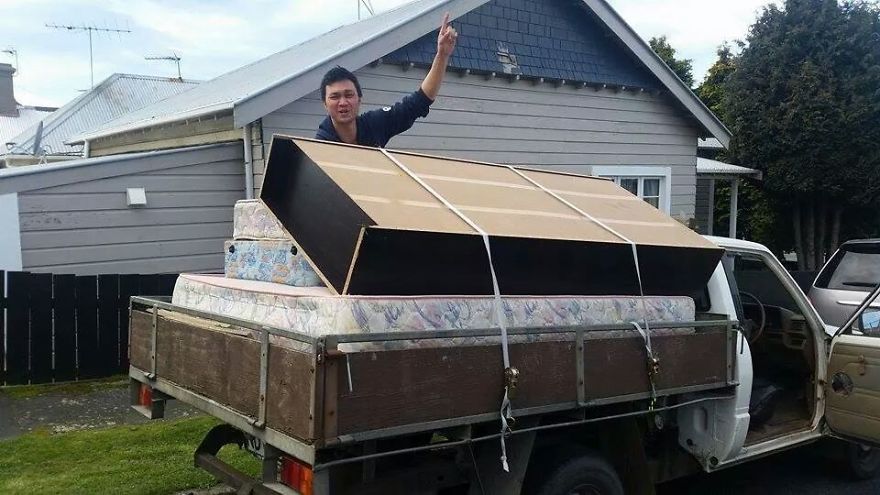 131 Little Lonely Houses For The Solitary Soul